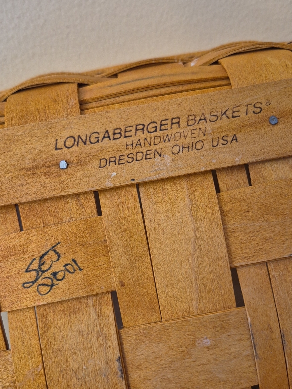 2001 Longaberger 9.5" Square Divided Basket w/ Insert & 2 Liners - Picture 6 of 8